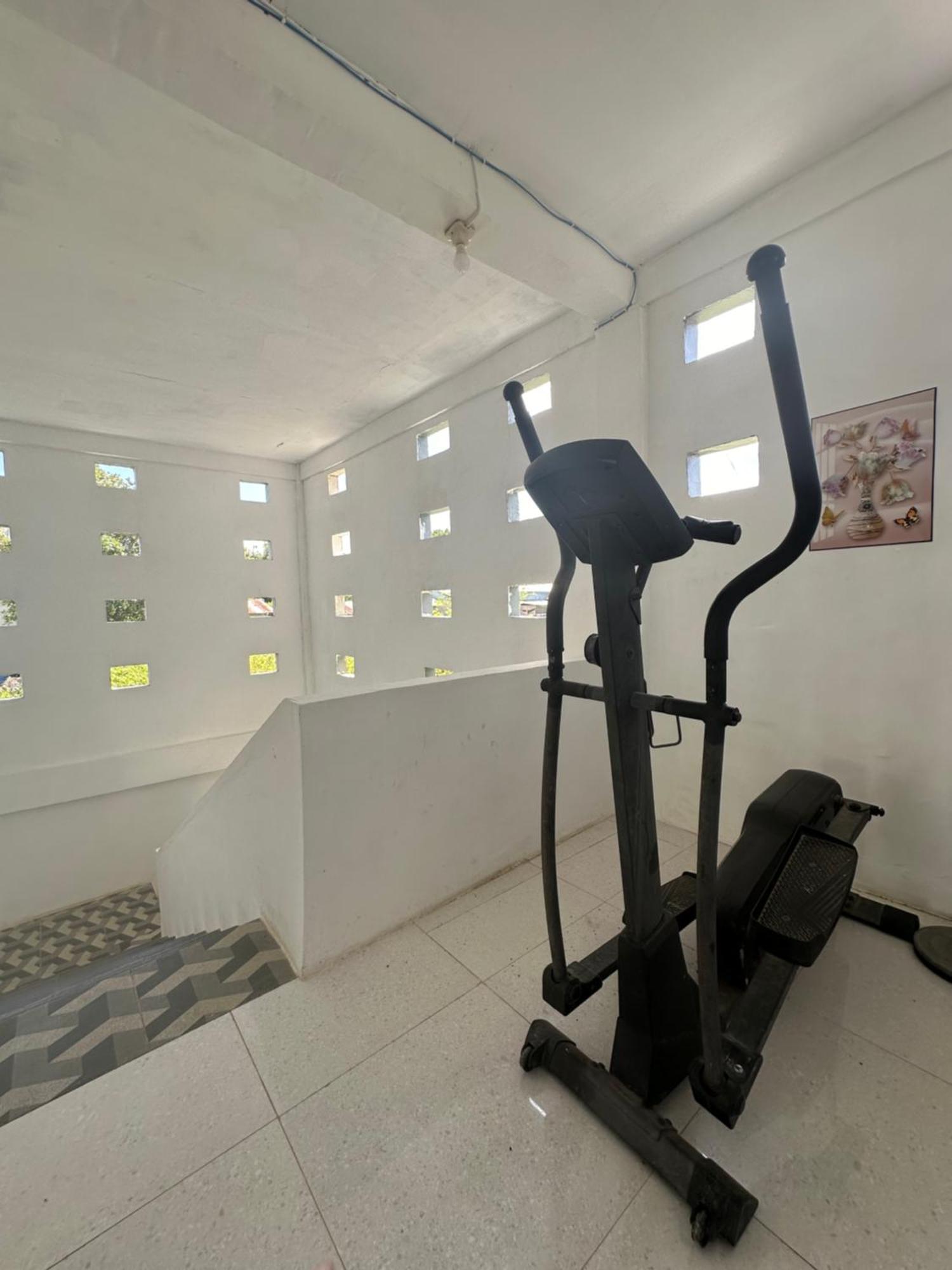 D'Flora Homestay Labuan Bajo Zewnętrze zdjęcie