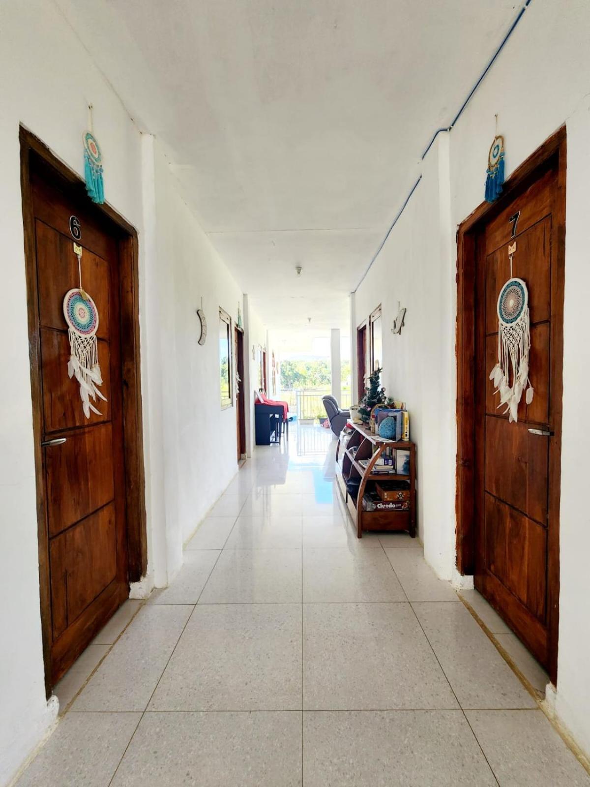 D'Flora Homestay Labuan Bajo Zewnętrze zdjęcie