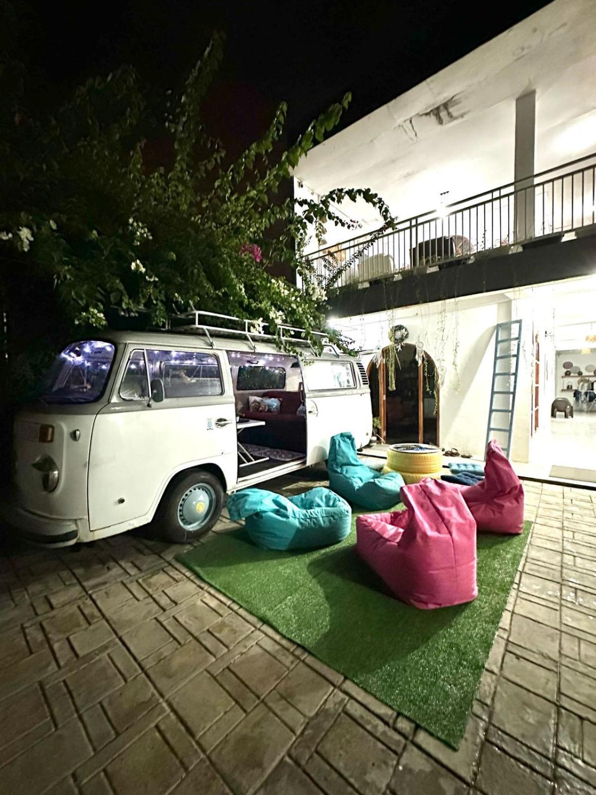 D'Flora Homestay Labuan Bajo Zewnętrze zdjęcie