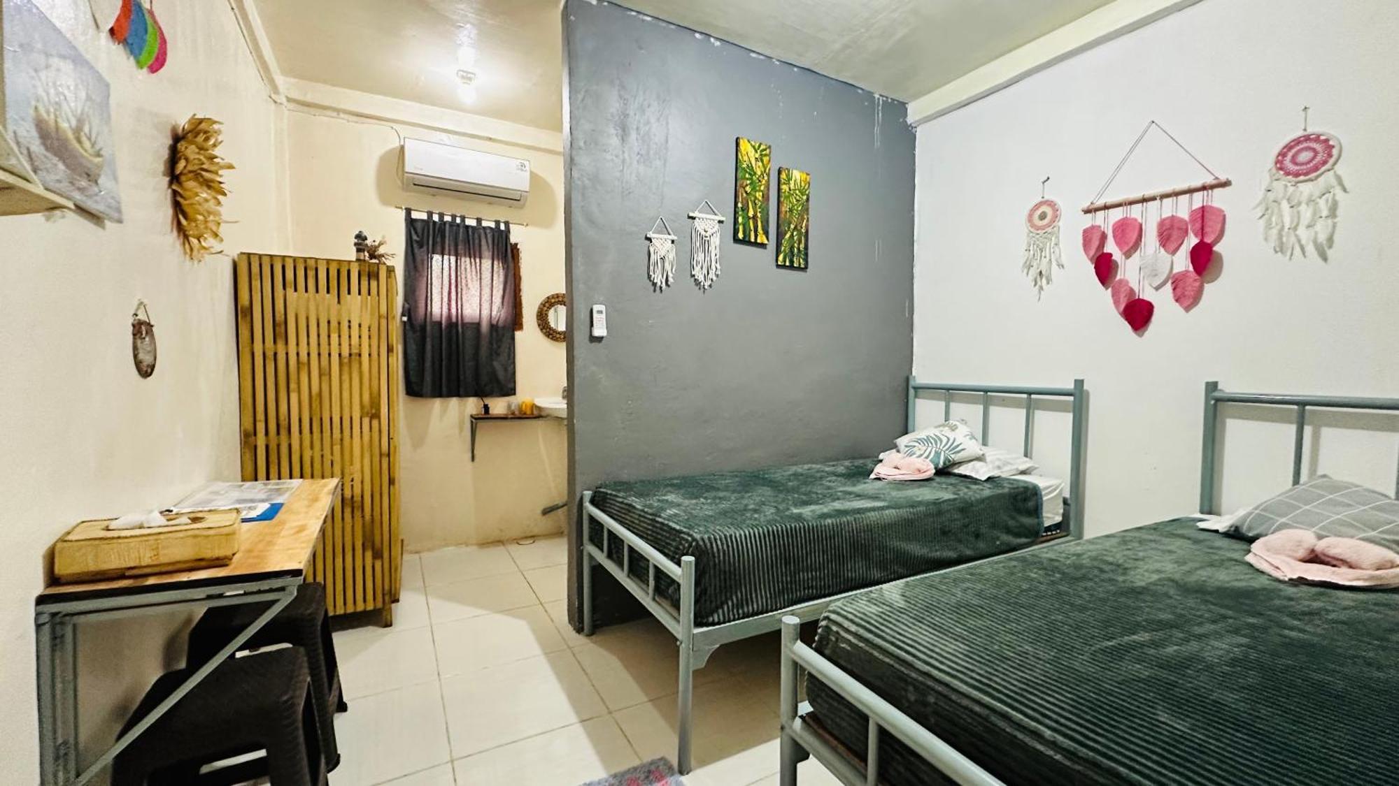 D'Flora Homestay Labuan Bajo Zewnętrze zdjęcie